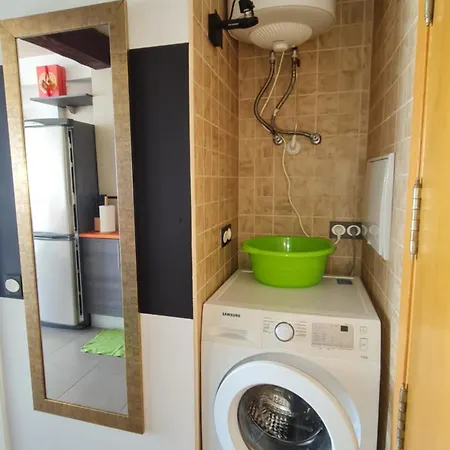 Estudio Al Mar Con Piscina, Cama 150 Y Sofa Cama Apartamento *